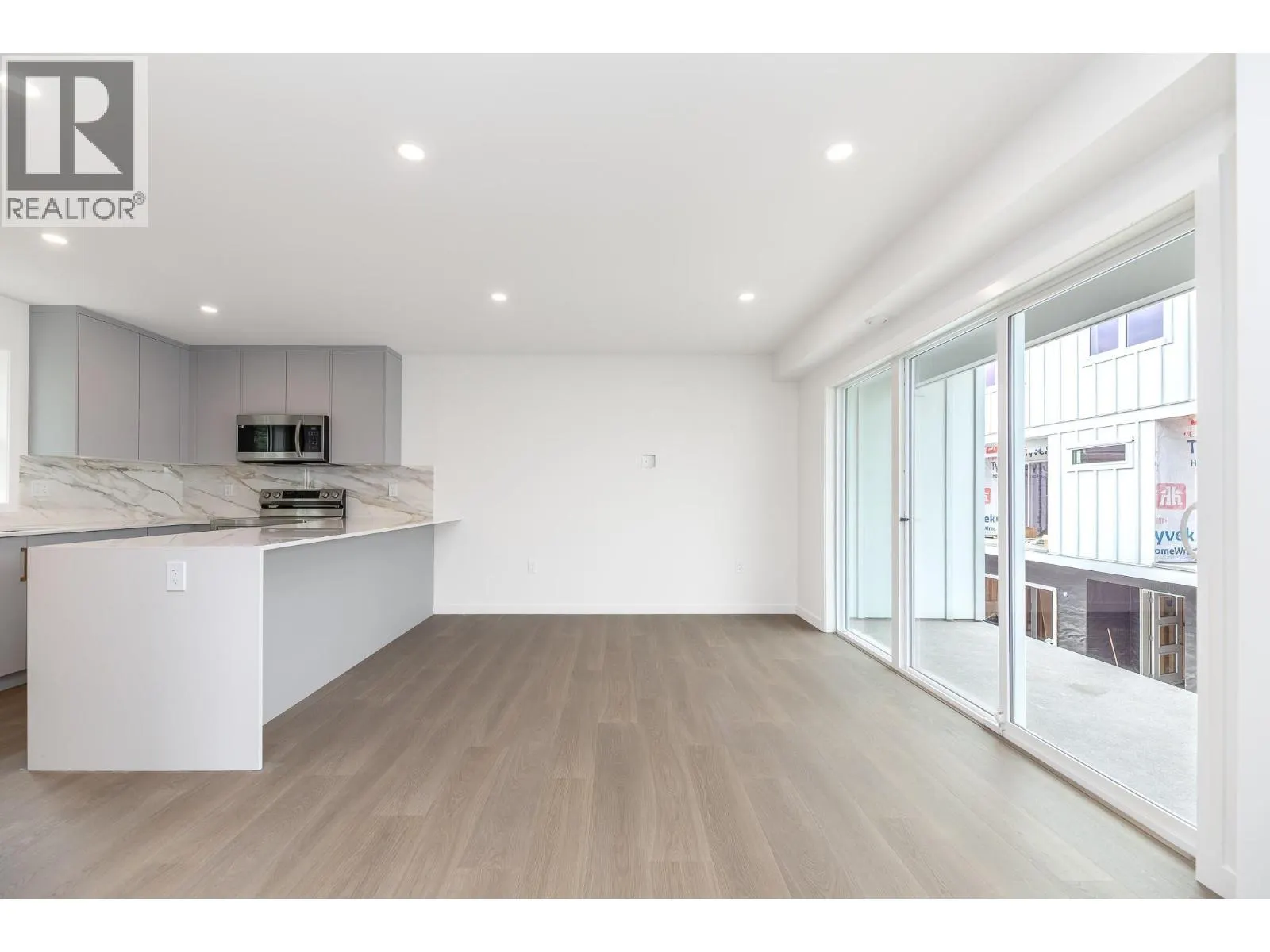 783 WINNIPEG Street Unit# 101 Lot# 1