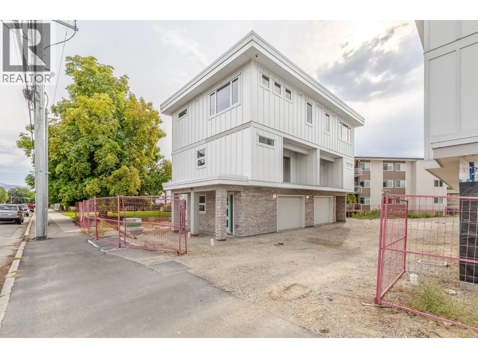 783 WINNIPEG Street Unit# 101 Lot# 1