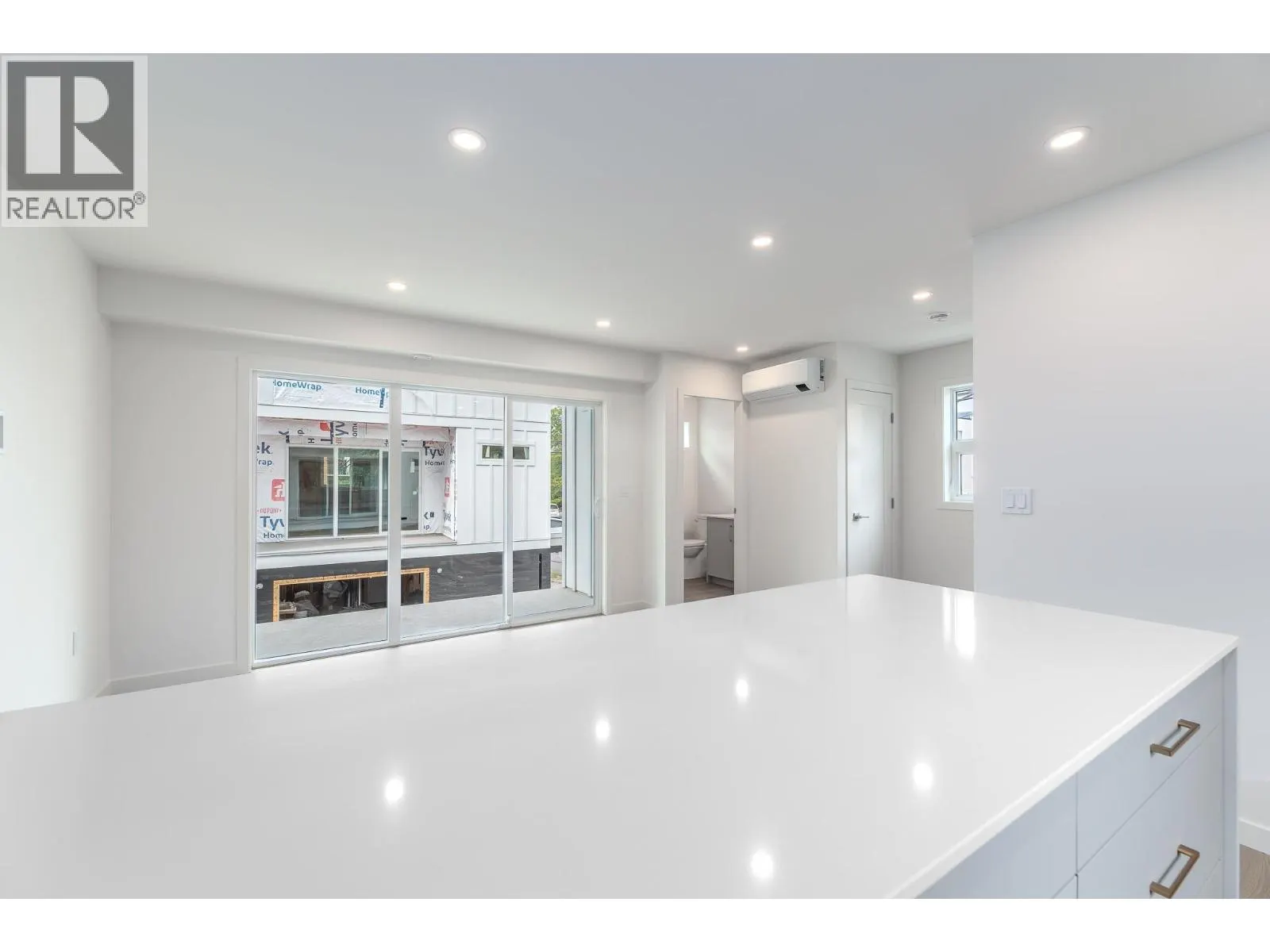 783 WINNIPEG Street Unit# 101 Lot# 1