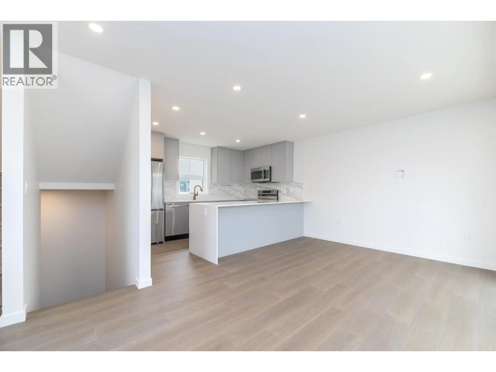 783 WINNIPEG Street Unit# 101 Lot# 1