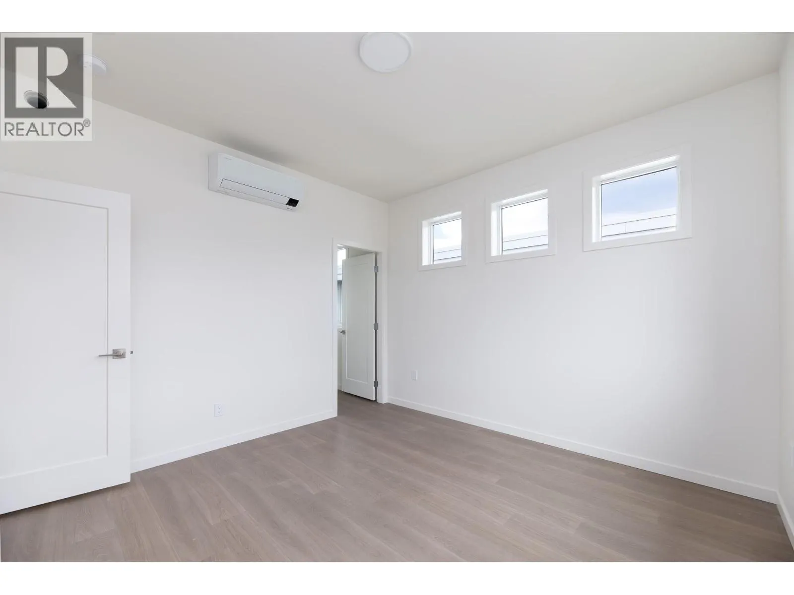 783 WINNIPEG Street Unit# 101 Lot# 1