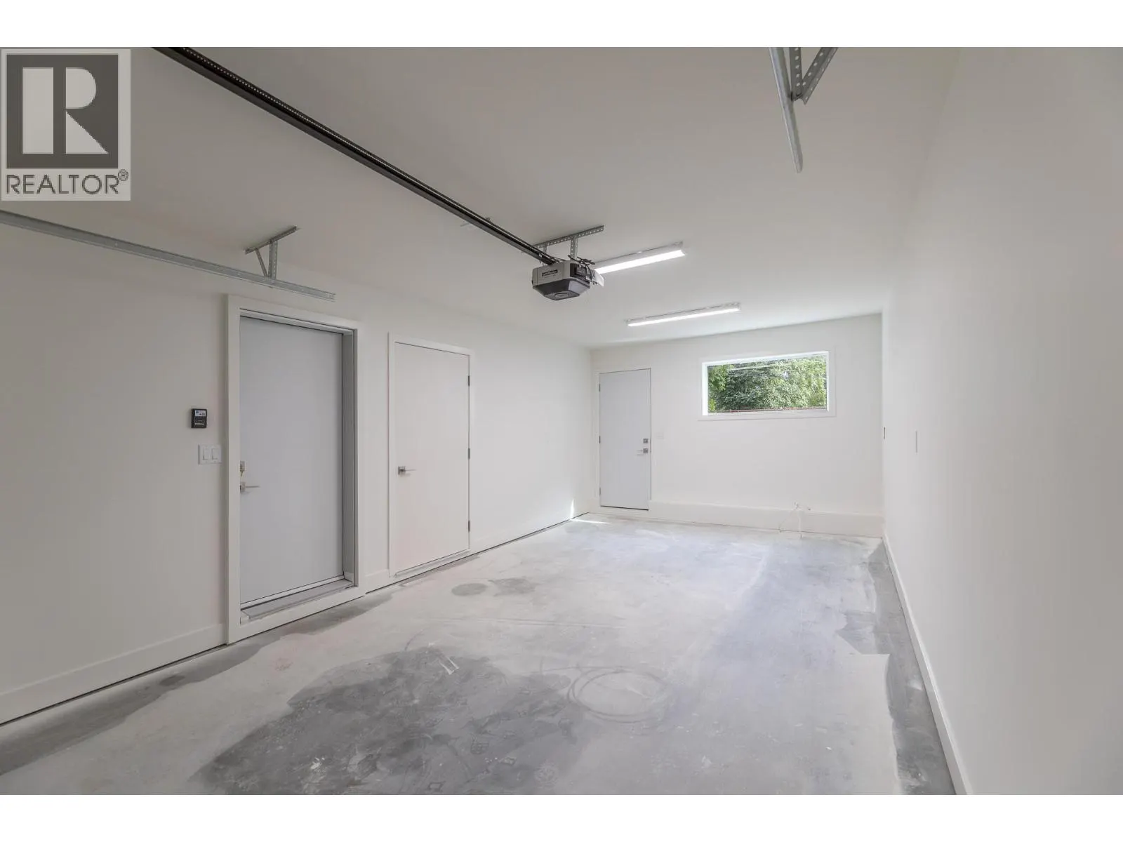 783 WINNIPEG Street Unit# 101 Lot# 1