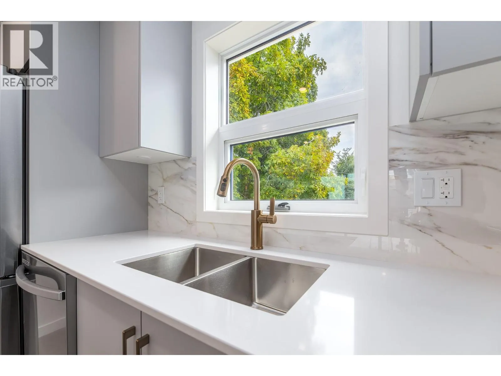 783 WINNIPEG Street Unit# 101 Lot# 1