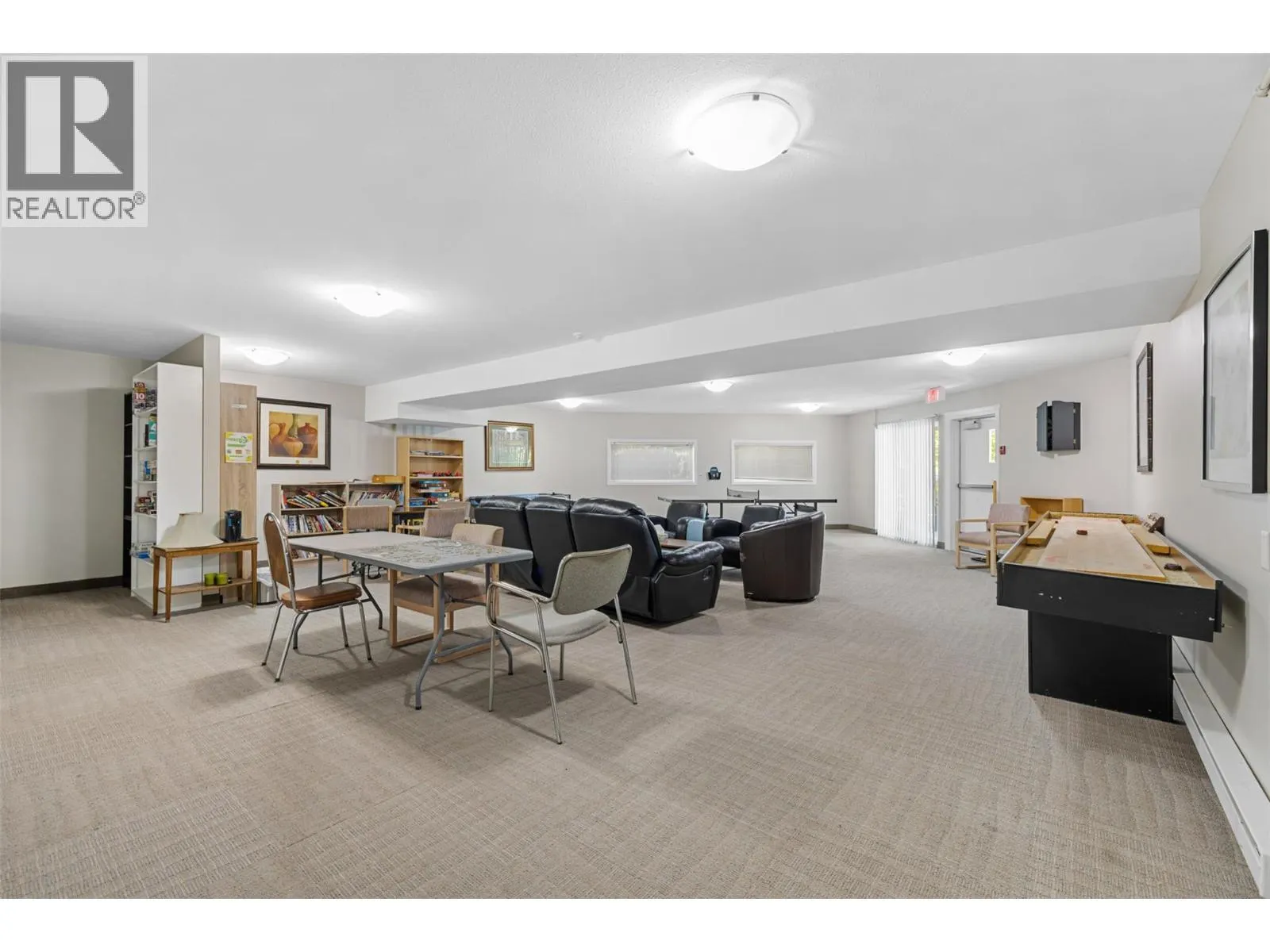 735 Cook Road Unit# 104C
