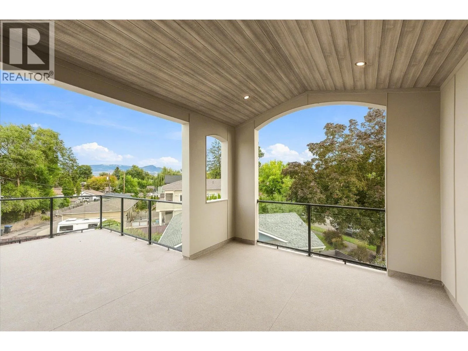 2435 Taylor Crescent Unit# 3