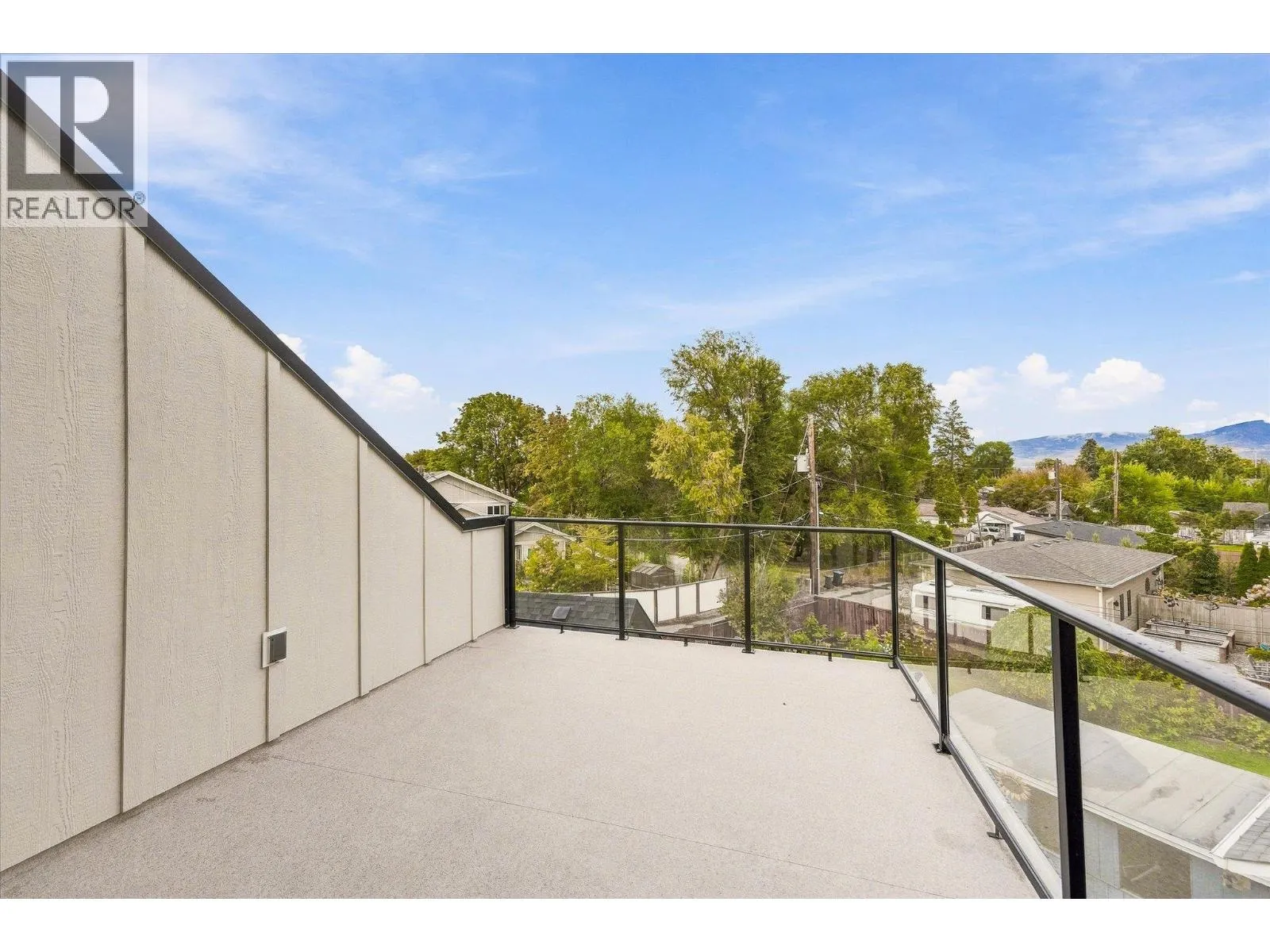 2435 Taylor Crescent Unit# 3