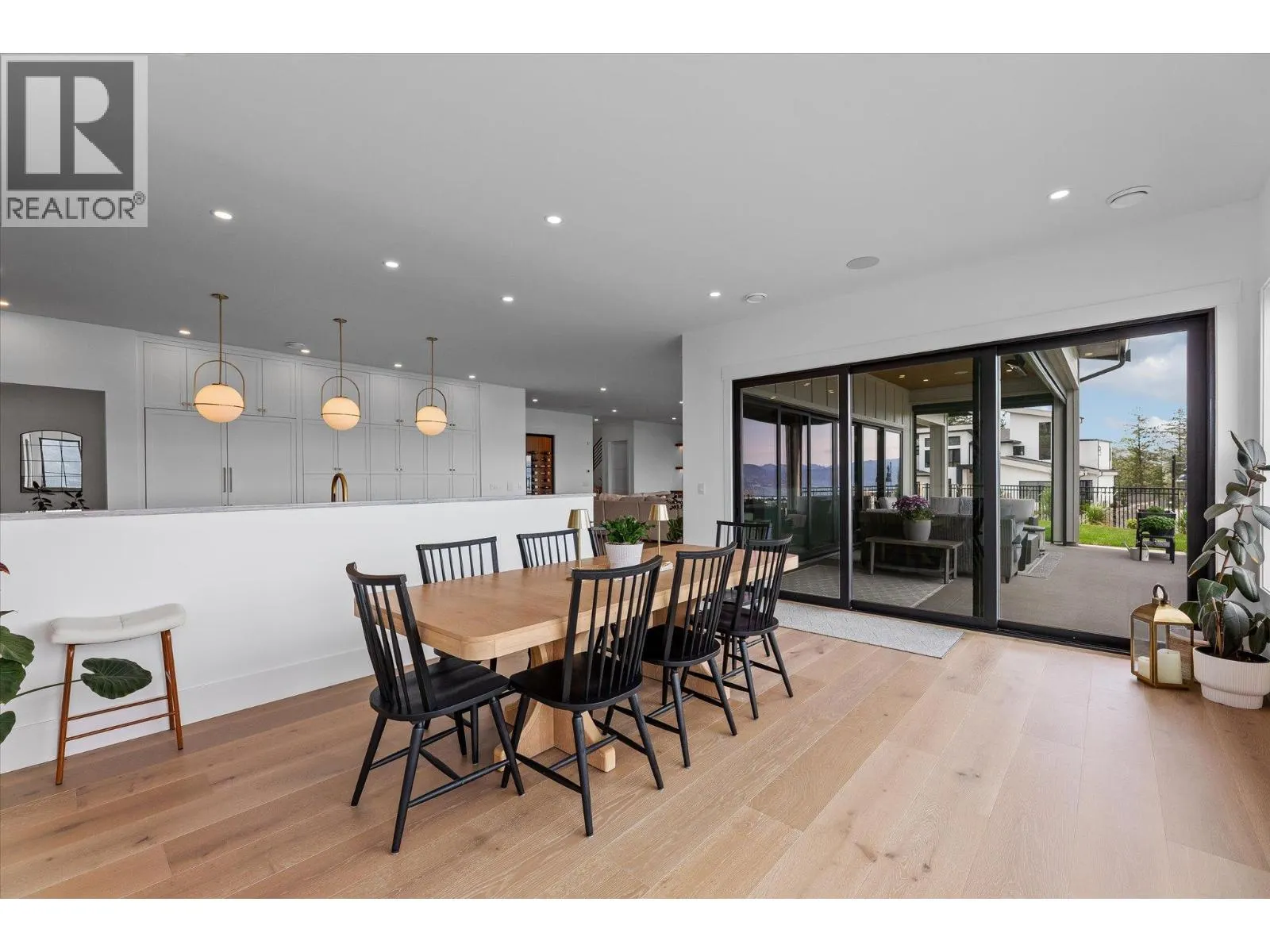 5631 Upper Mission Court
