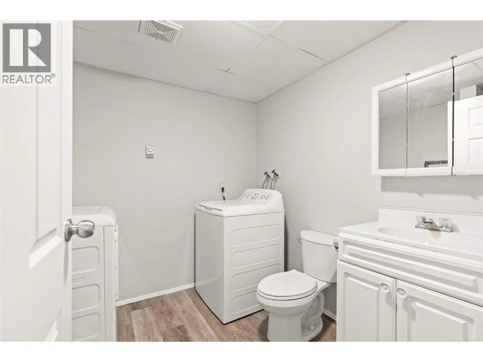1809 40 Avenue Unit# 19