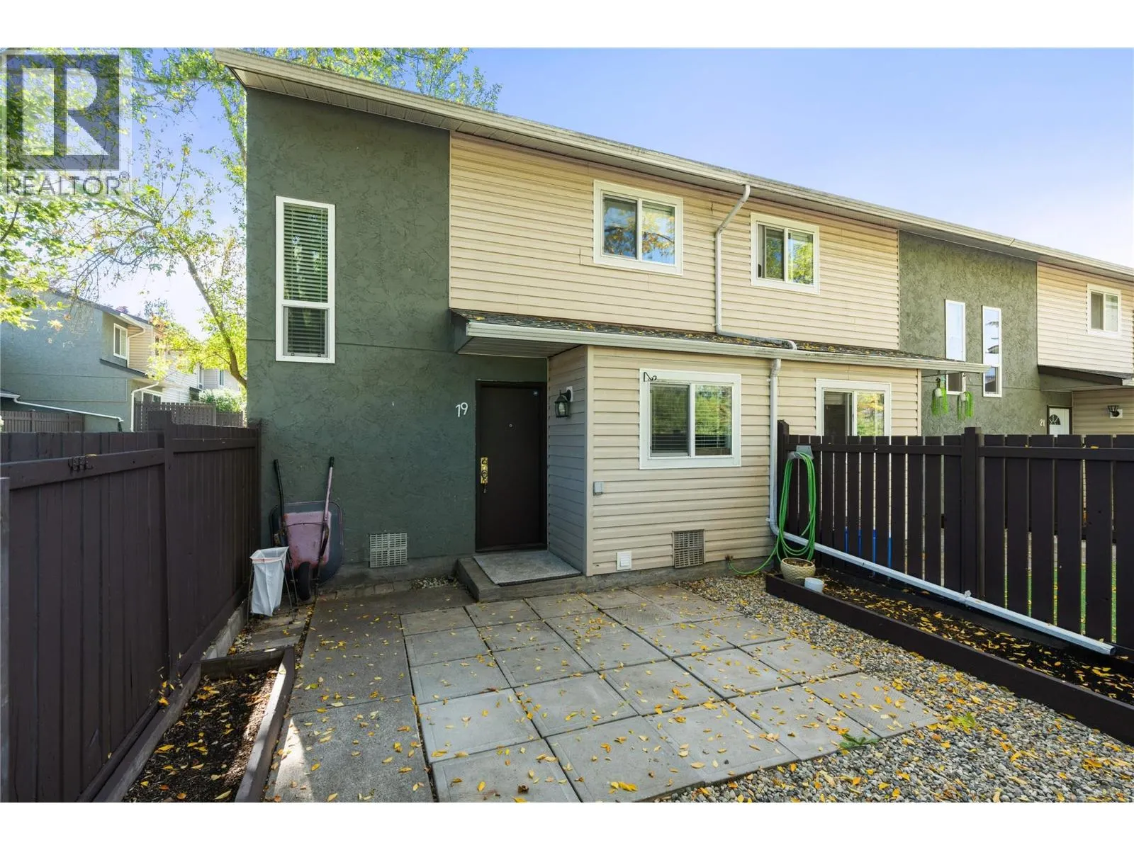 1809 40 Avenue Unit# 19