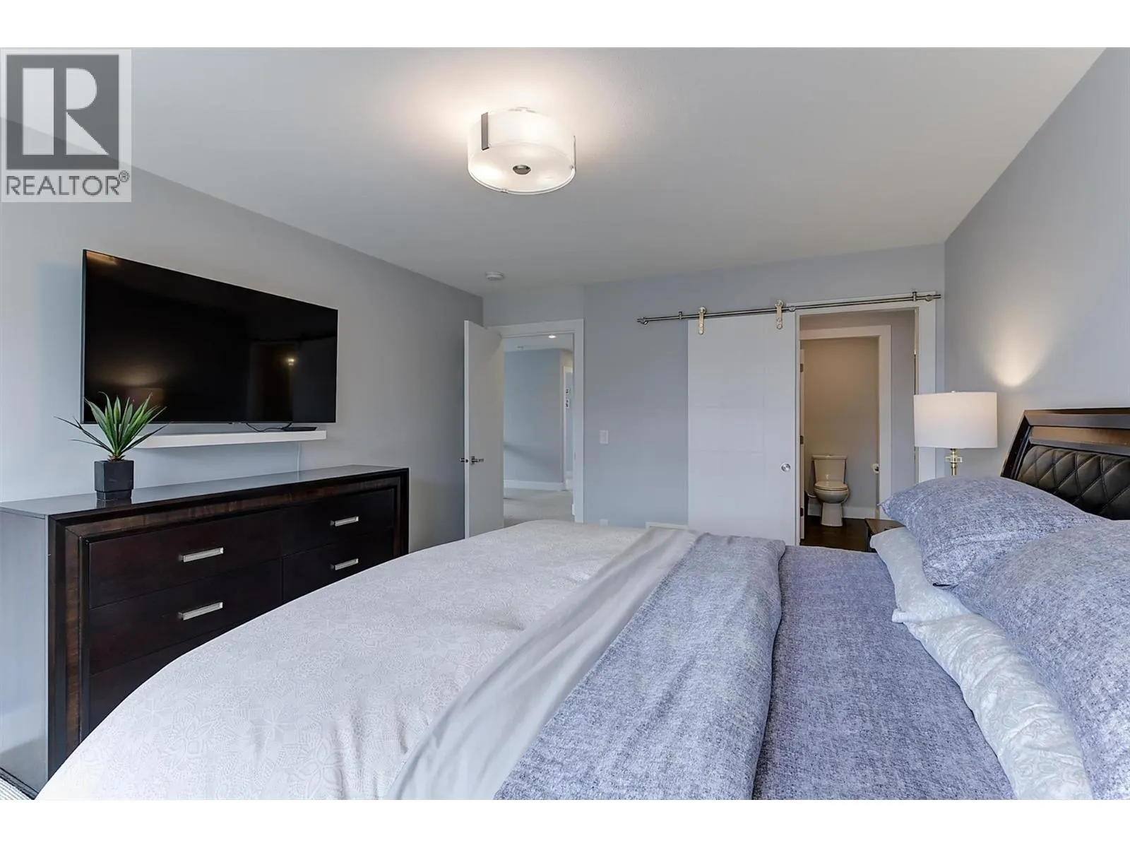 155 Skyland Drive