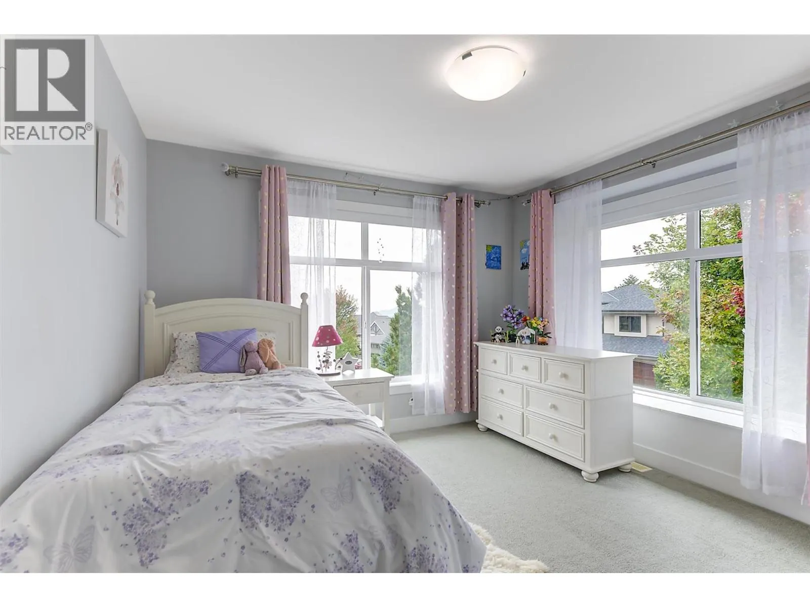 155 Skyland Drive