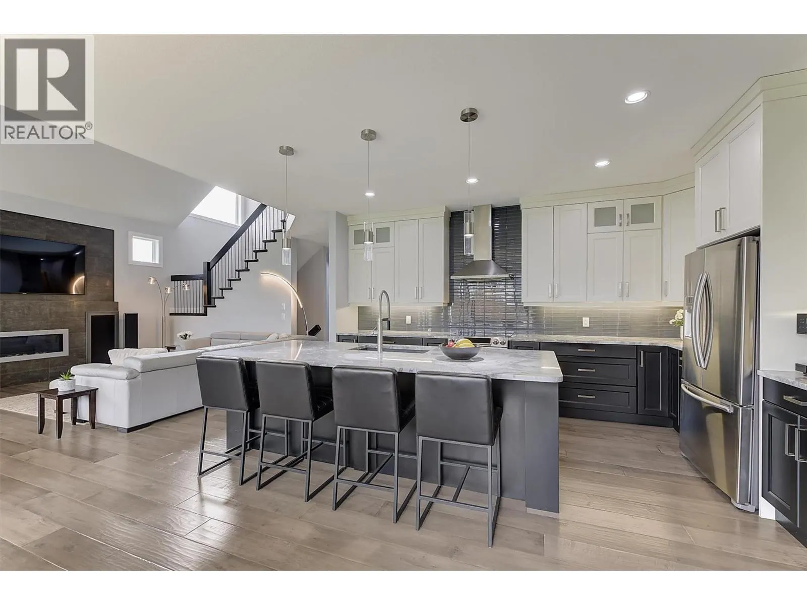 155 Skyland Drive