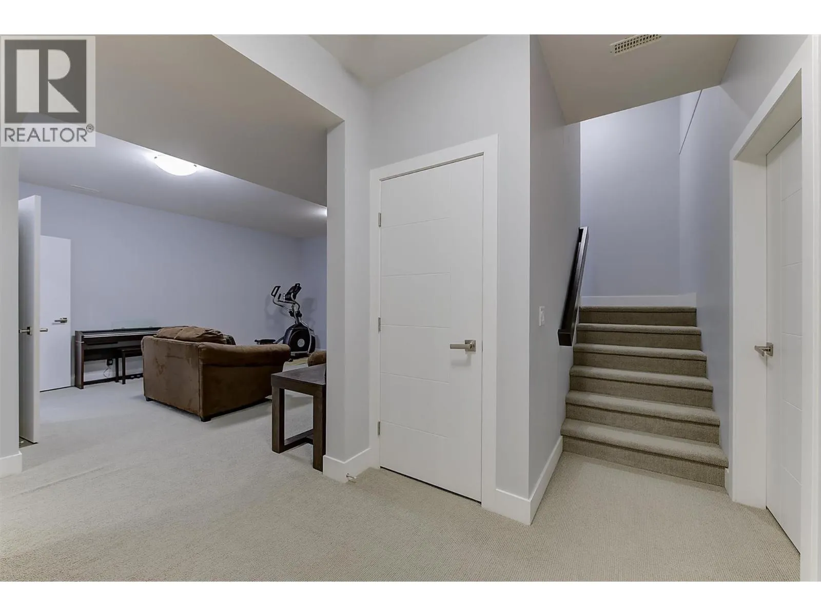 155 Skyland Drive