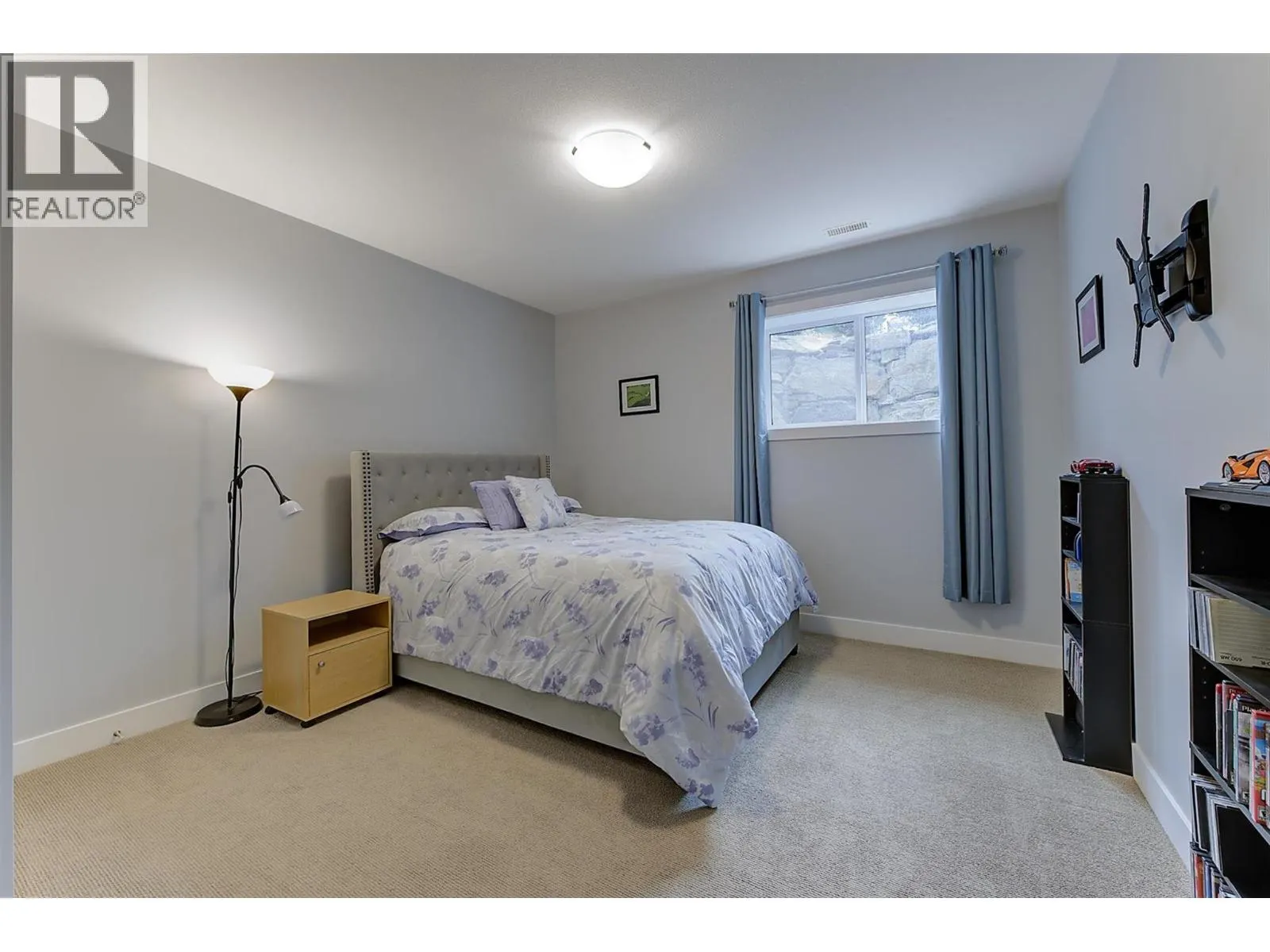 155 Skyland Drive