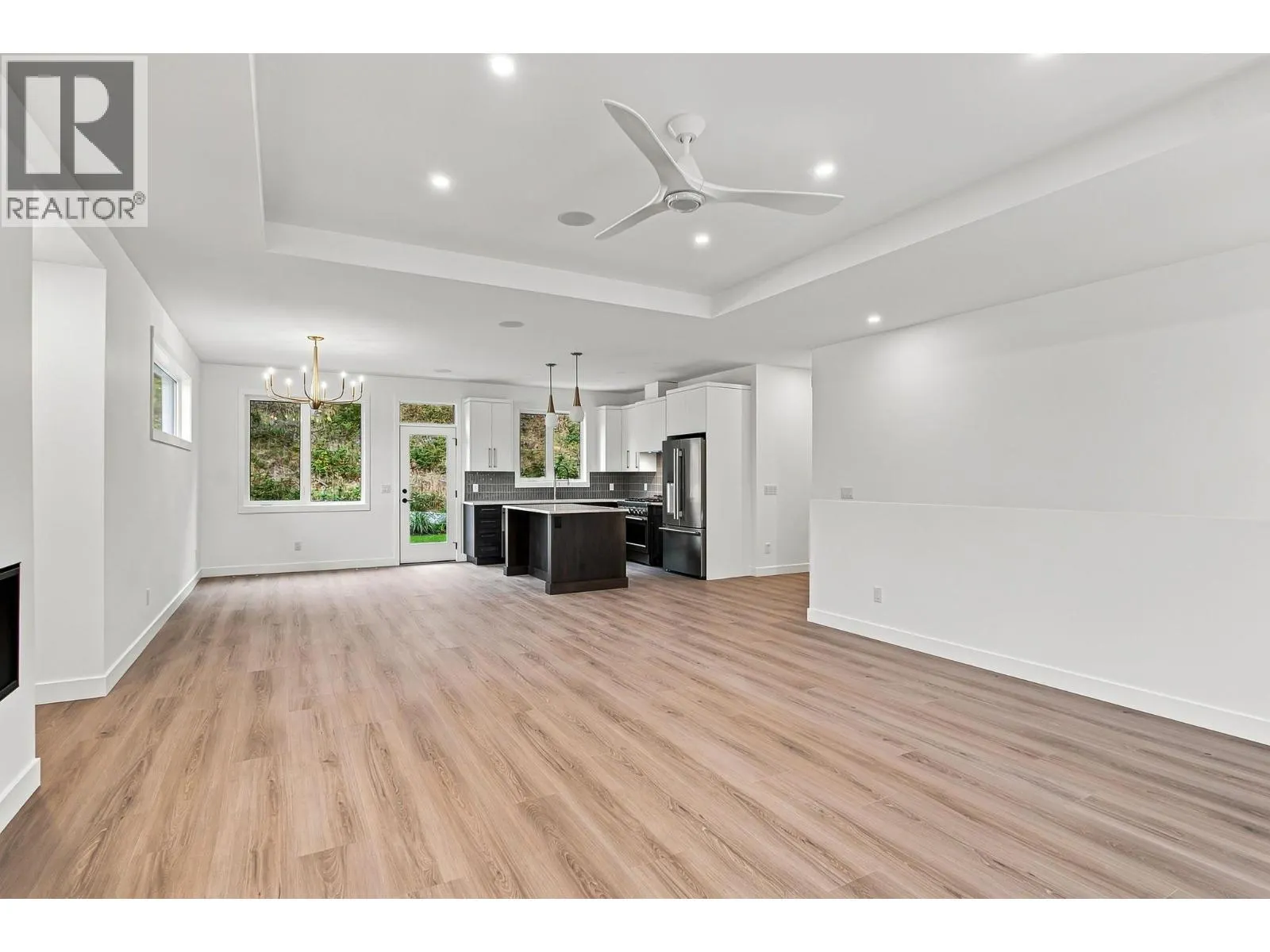 491 Clifton Road N