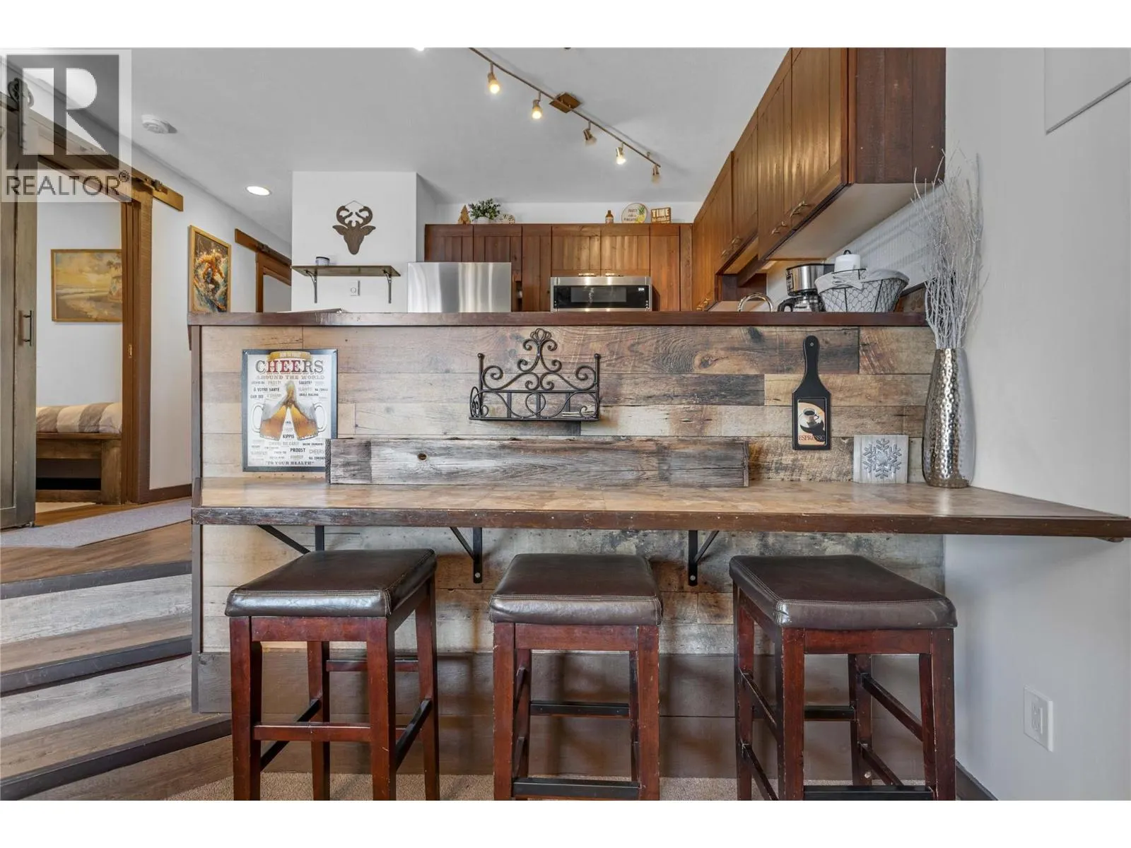 7470 Porcupine Road Unit# 403