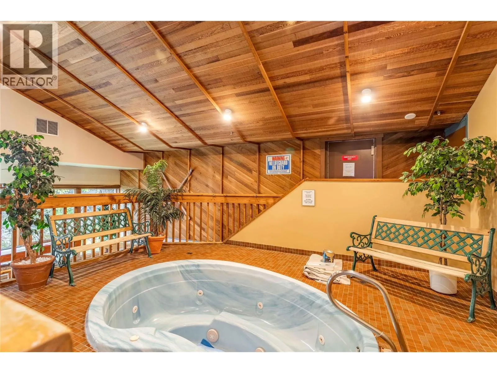 7470 Porcupine Road Unit# 403