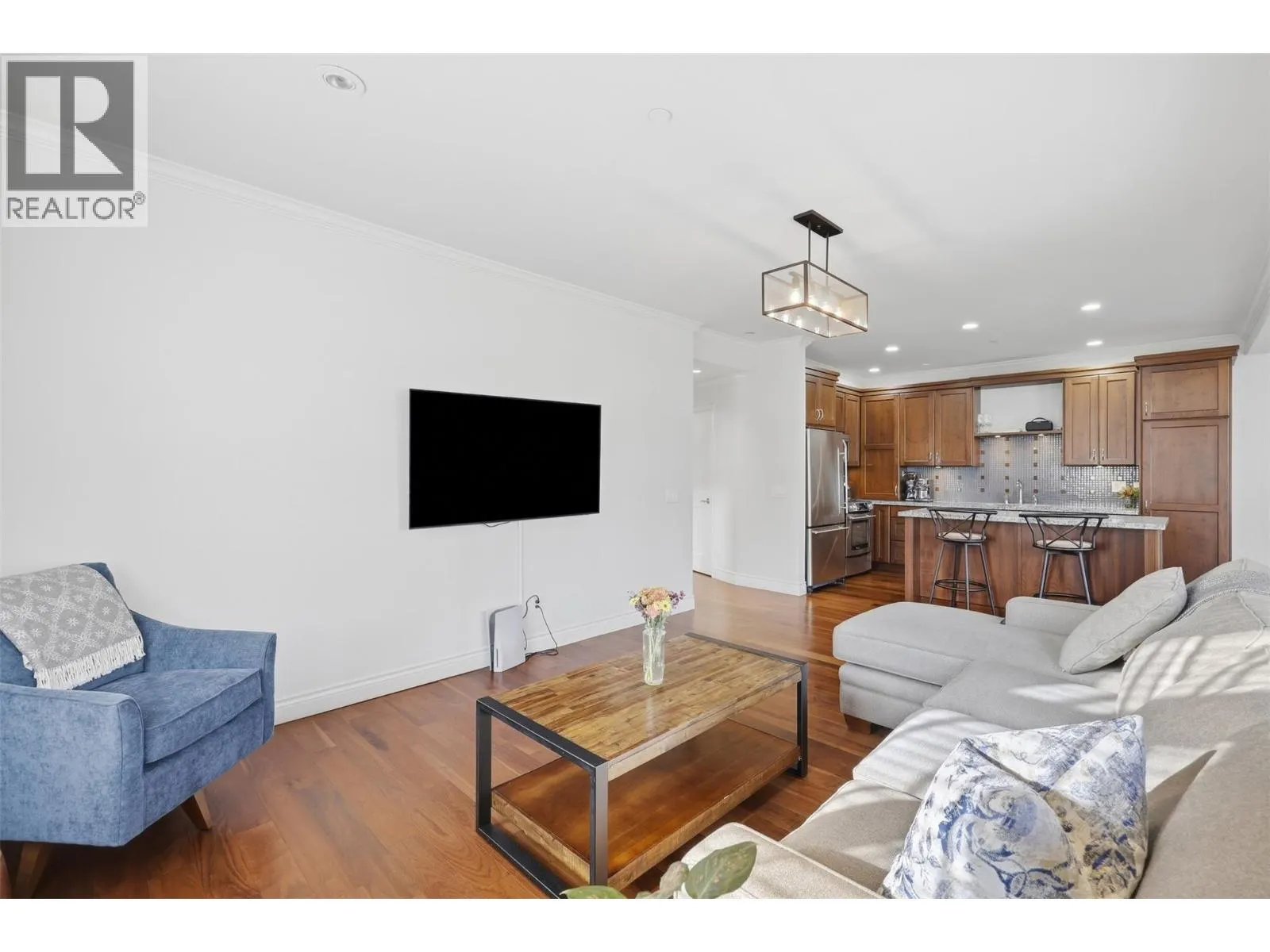370 BATTLE Street Unit# 103