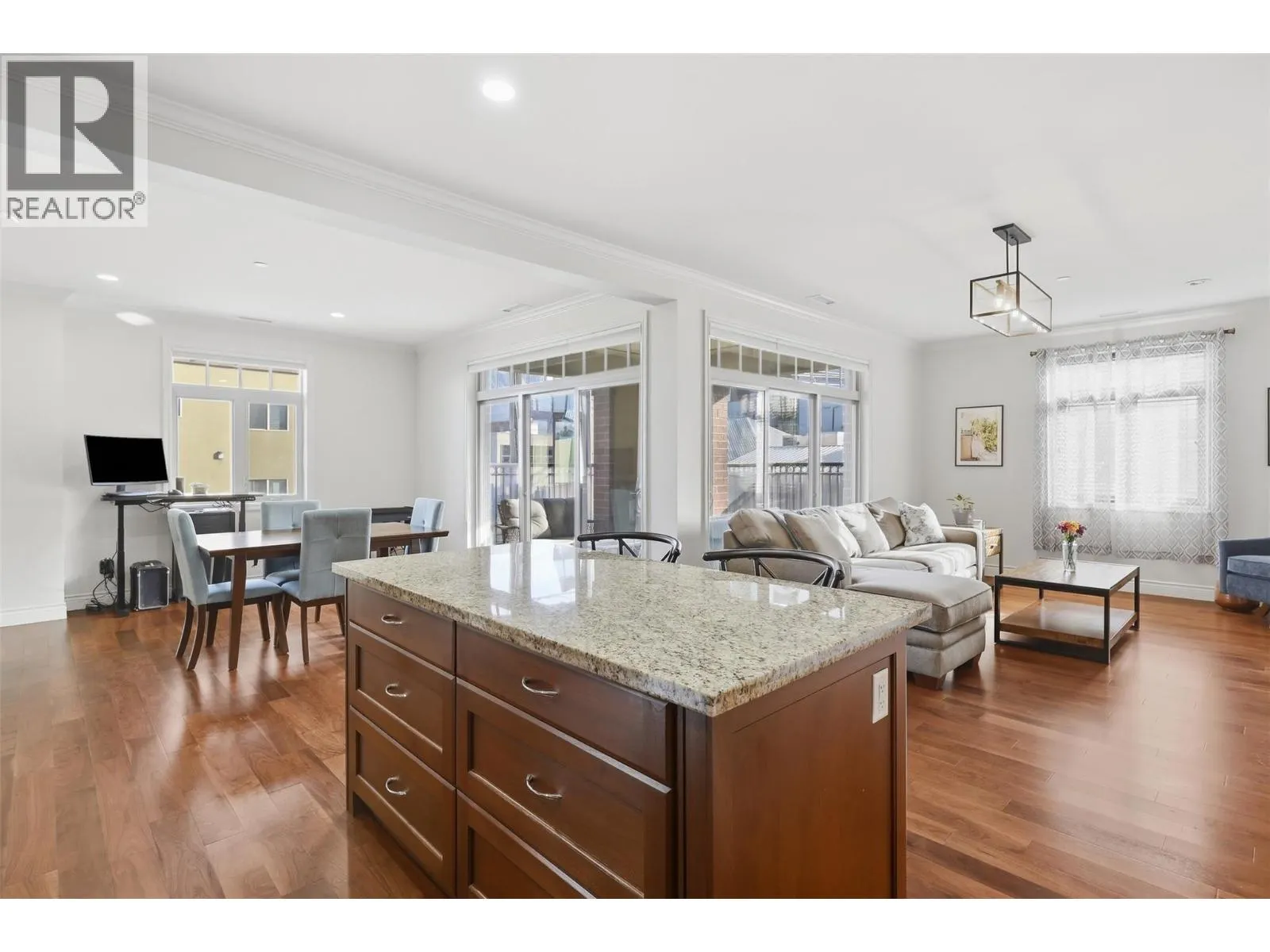 370 BATTLE Street Unit# 103