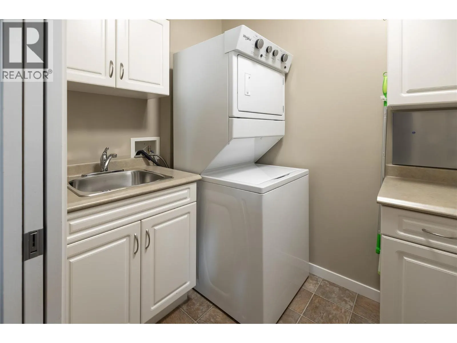 307 Whitman Road Unit# 406