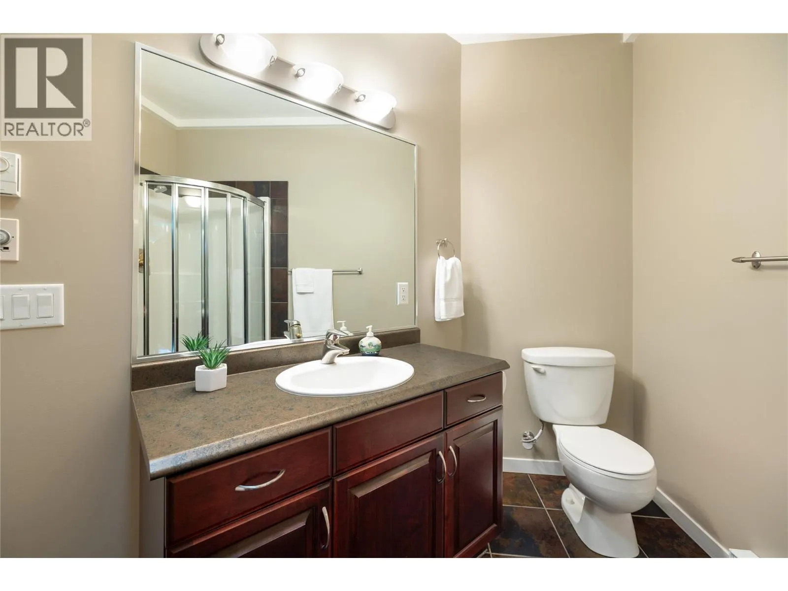 307 Whitman Road Unit# 406