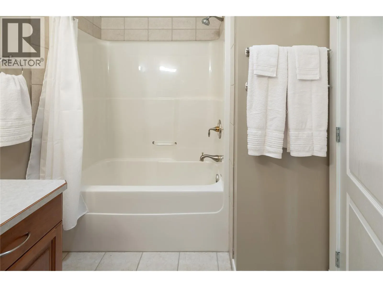 307 Whitman Road Unit# 406