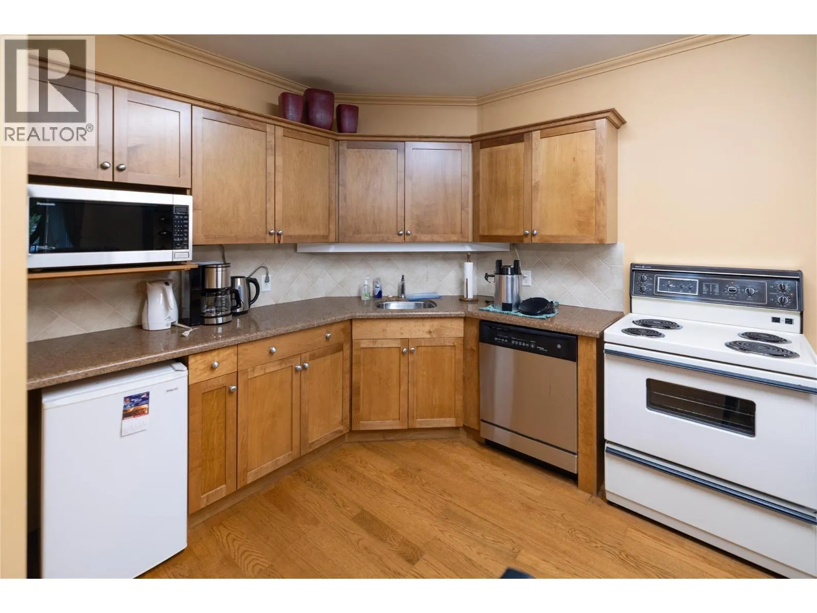 307 Whitman Road Unit# 406
