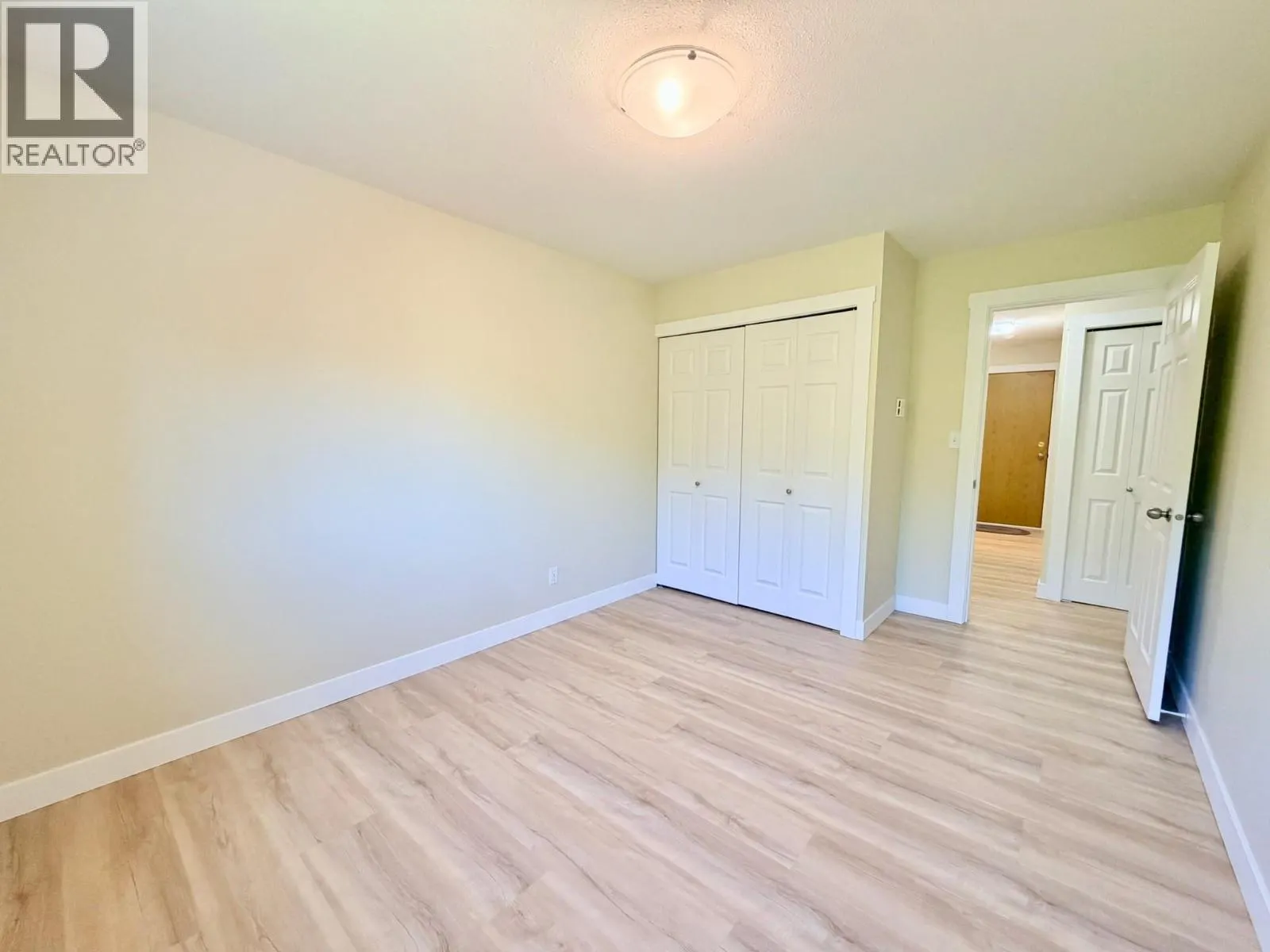 298 YORKTON Avenue Unit# 109