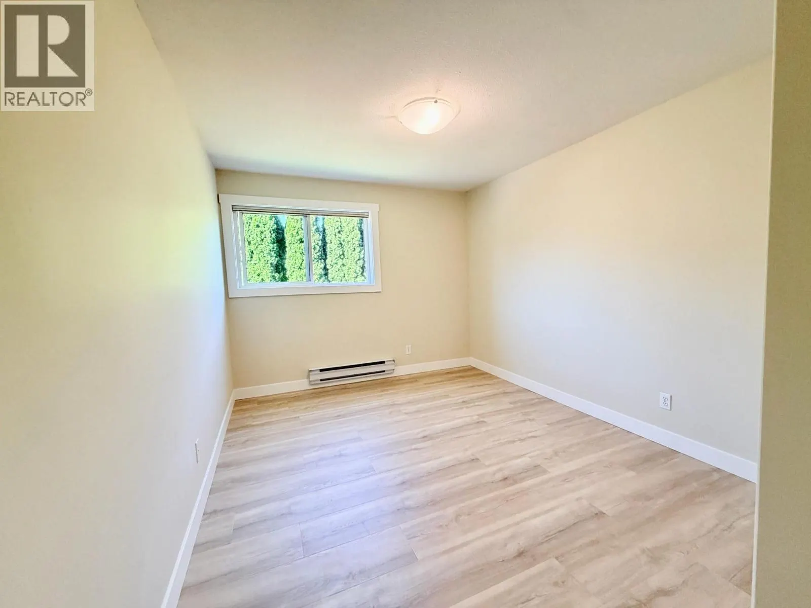 298 YORKTON Avenue Unit# 109