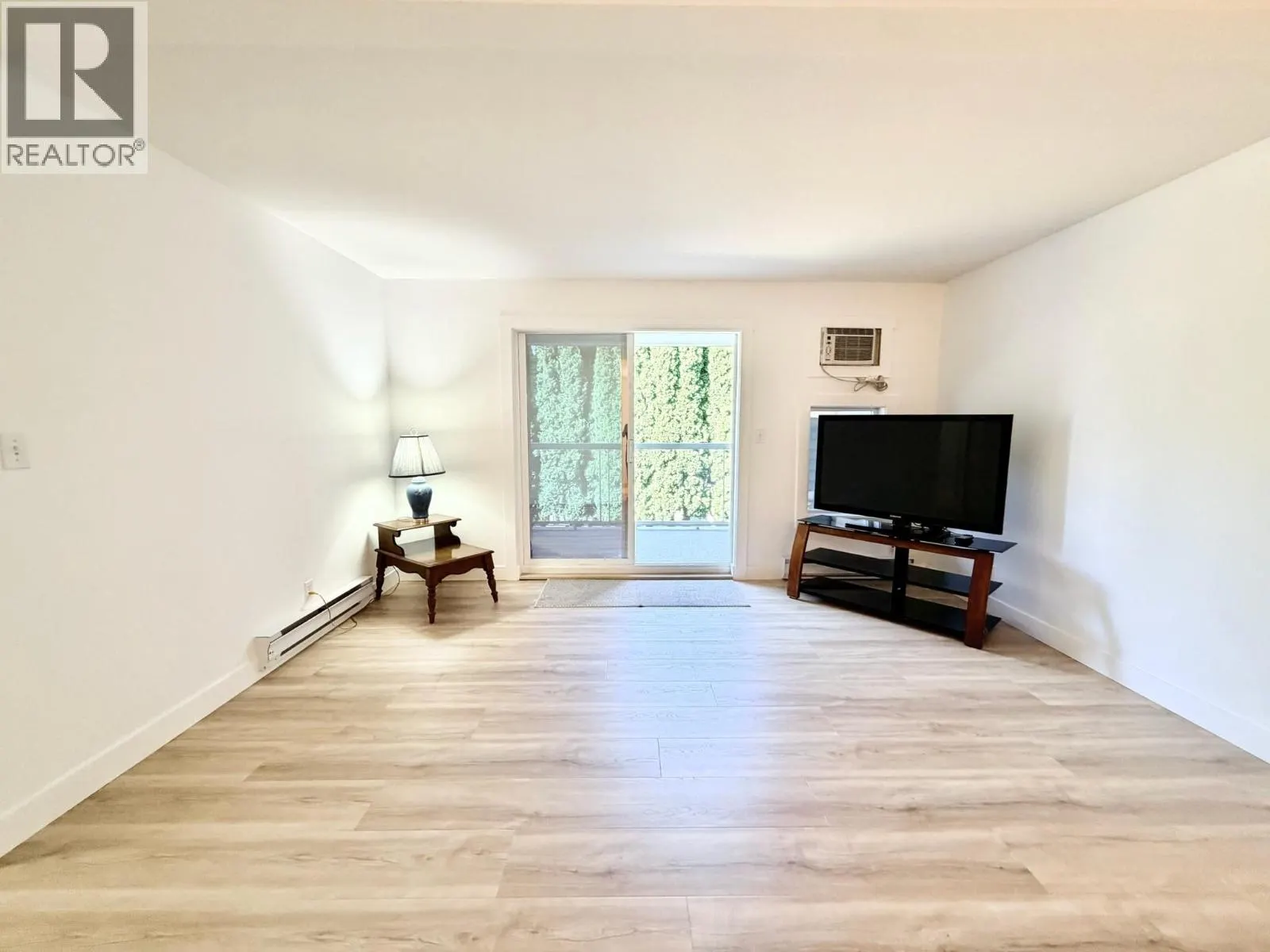 298 YORKTON Avenue Unit# 109