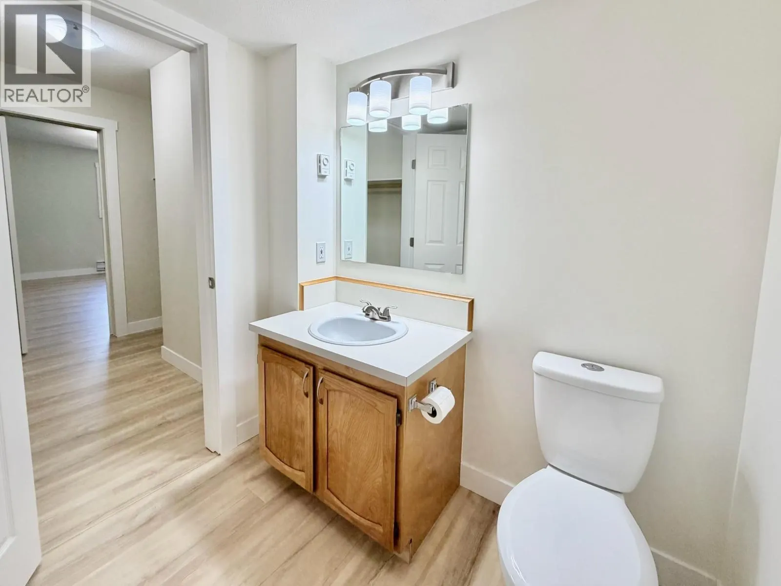 298 YORKTON Avenue Unit# 109