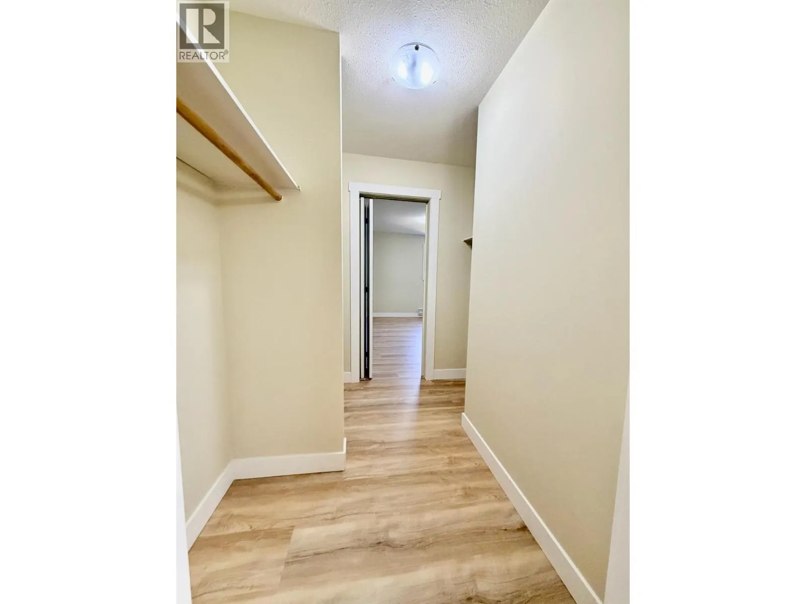 298 YORKTON Avenue Unit# 109