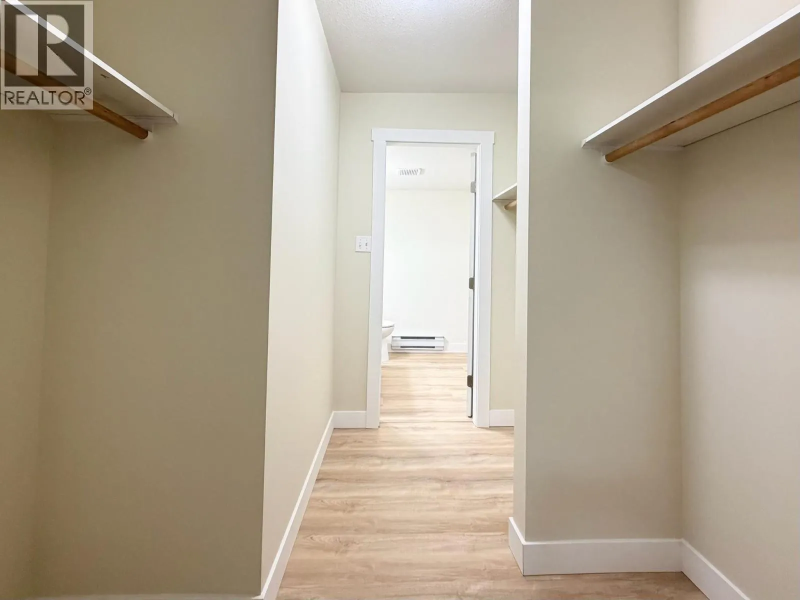 298 YORKTON Avenue Unit# 109