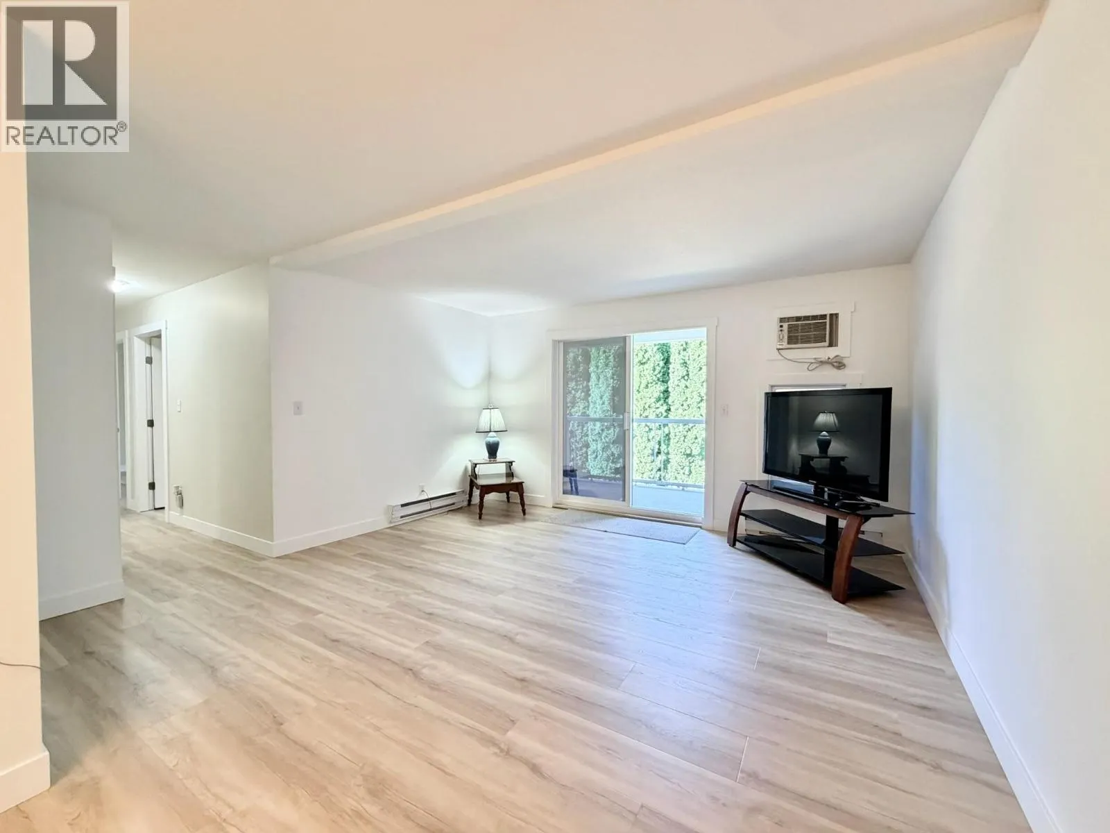 298 YORKTON Avenue Unit# 109