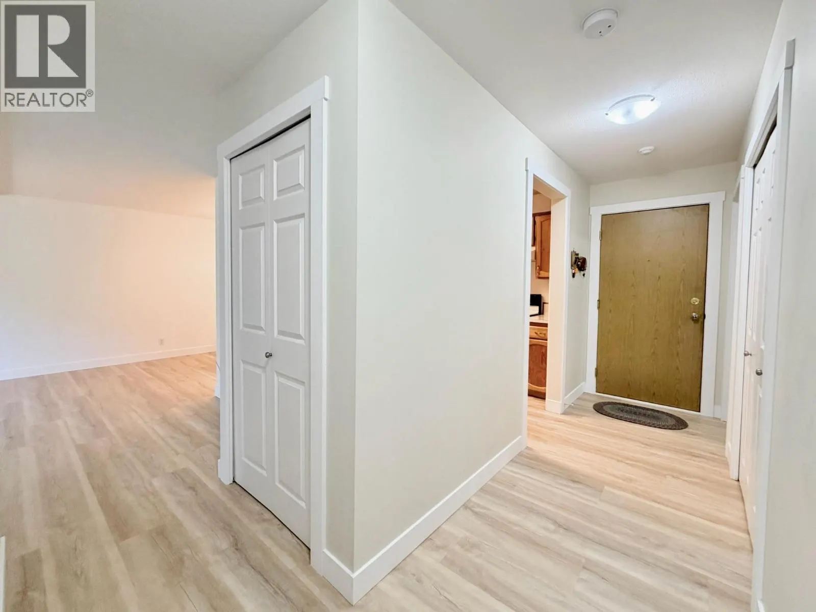 298 YORKTON Avenue Unit# 109
