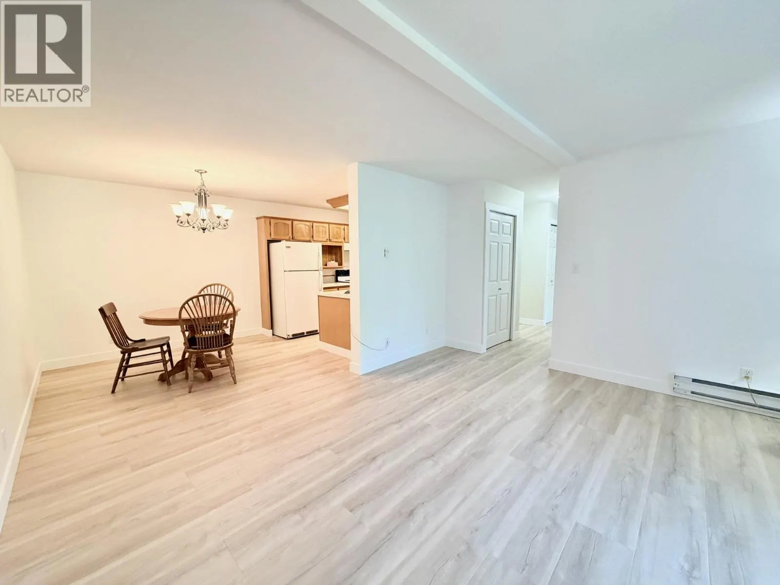 298 YORKTON Avenue Unit# 109