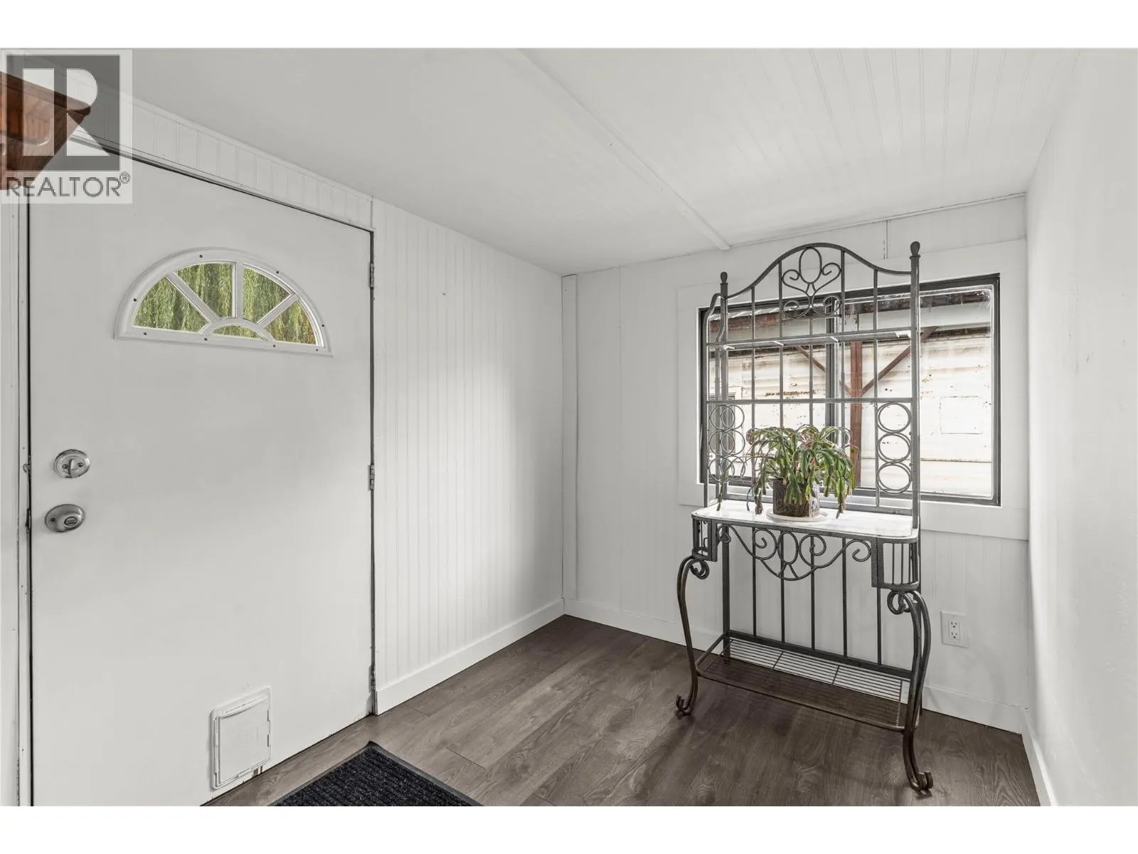 1879 Faulkner Avenue Unit# 4