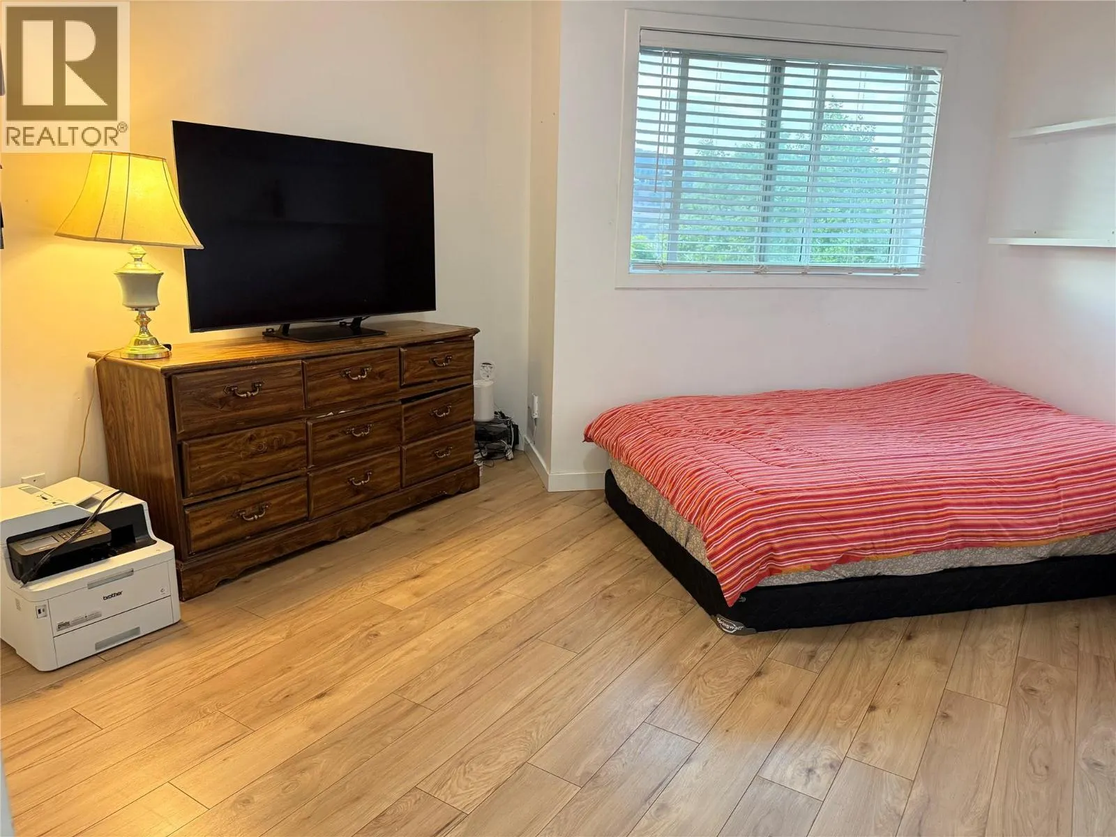 135 Ziprick Road Unit# 406