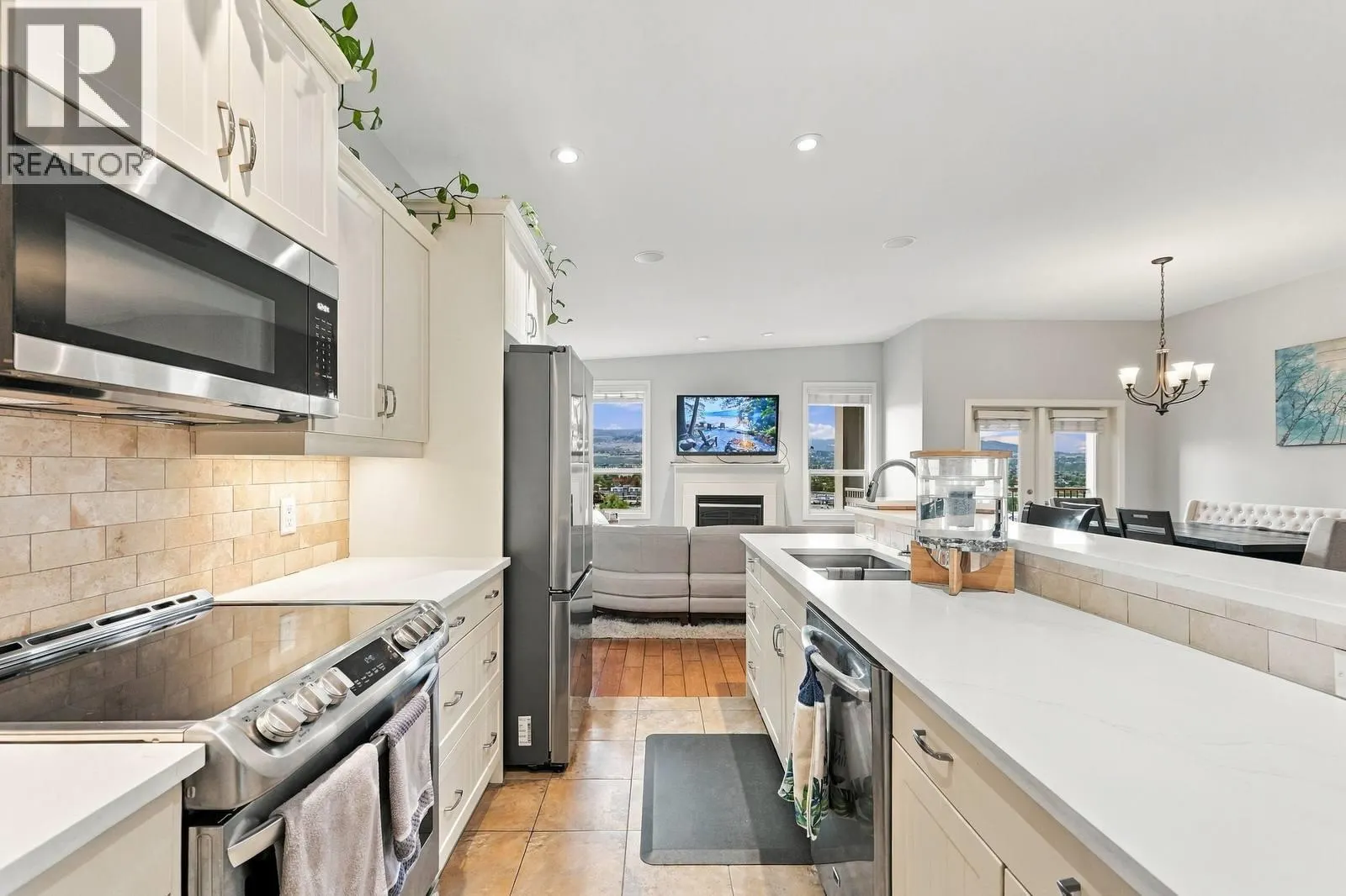 2421 Glacier Court Unit# 6