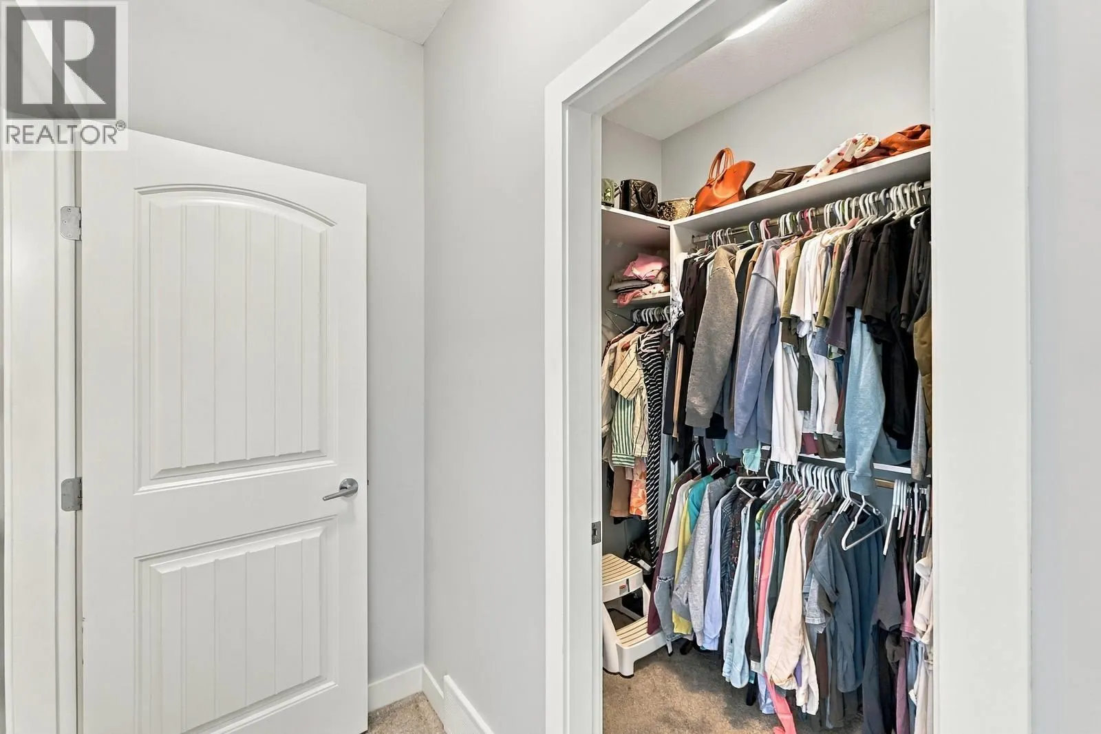 2421 Glacier Court Unit# 6