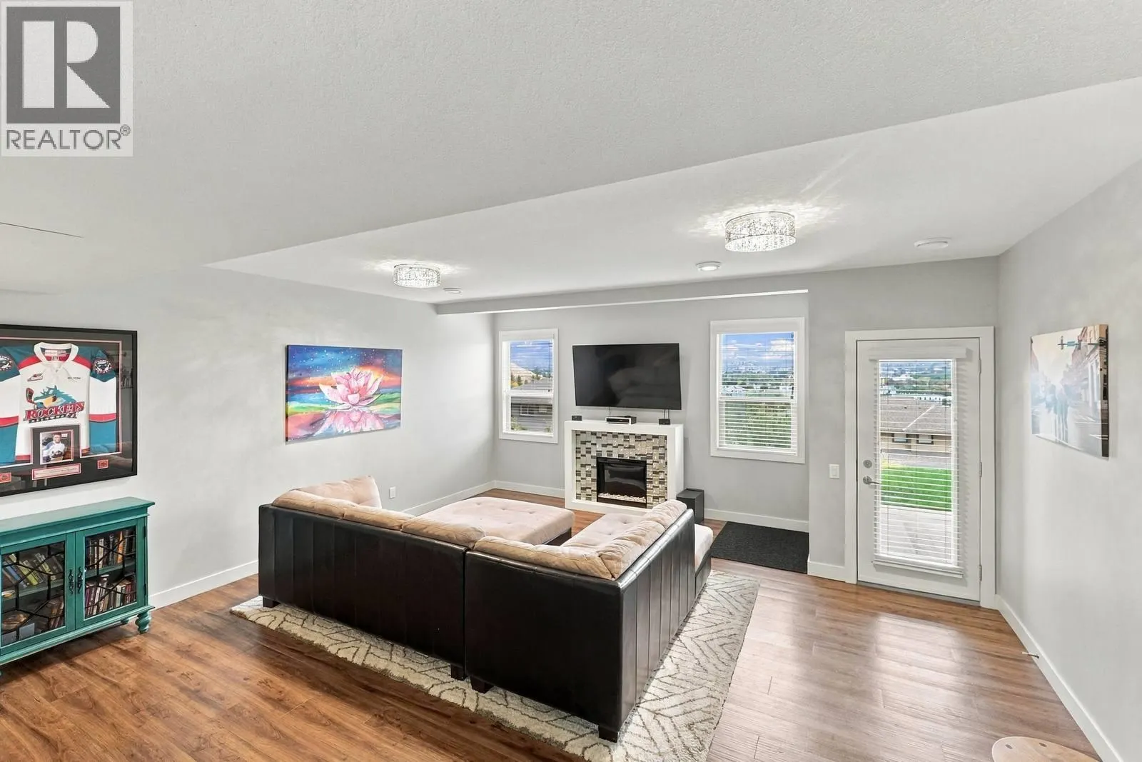 2421 Glacier Court Unit# 6