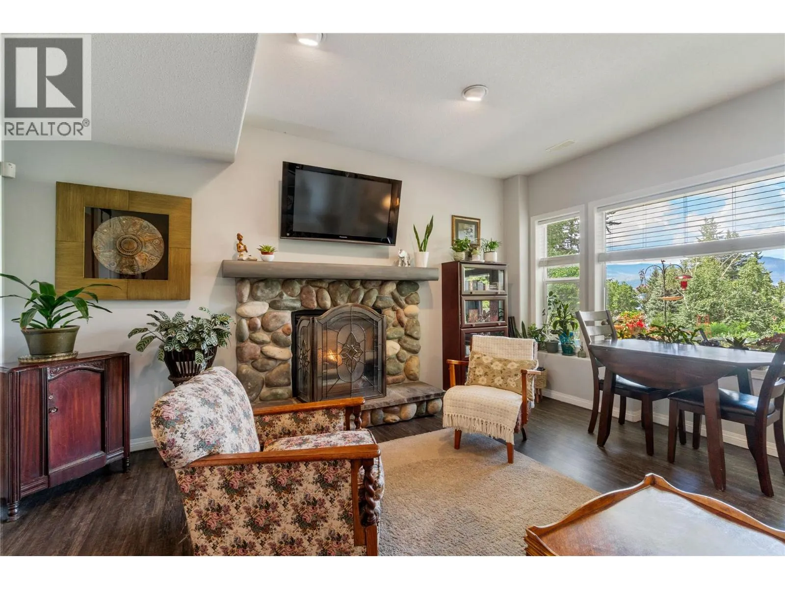 2662 Blind Bay Road