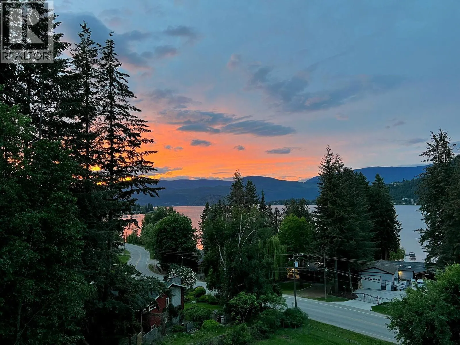 2662 Blind Bay Road