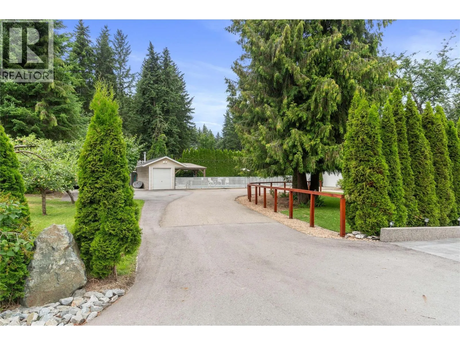 2662 Blind Bay Road