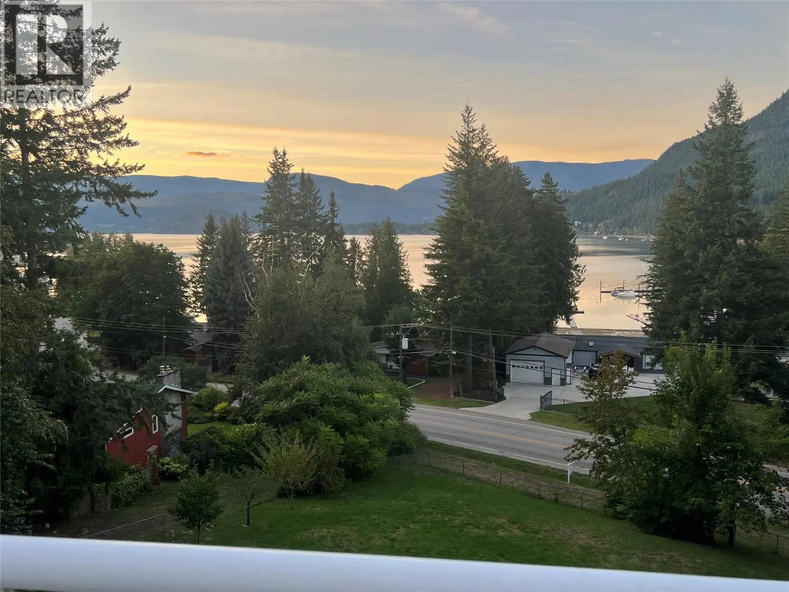 2662 Blind Bay Road