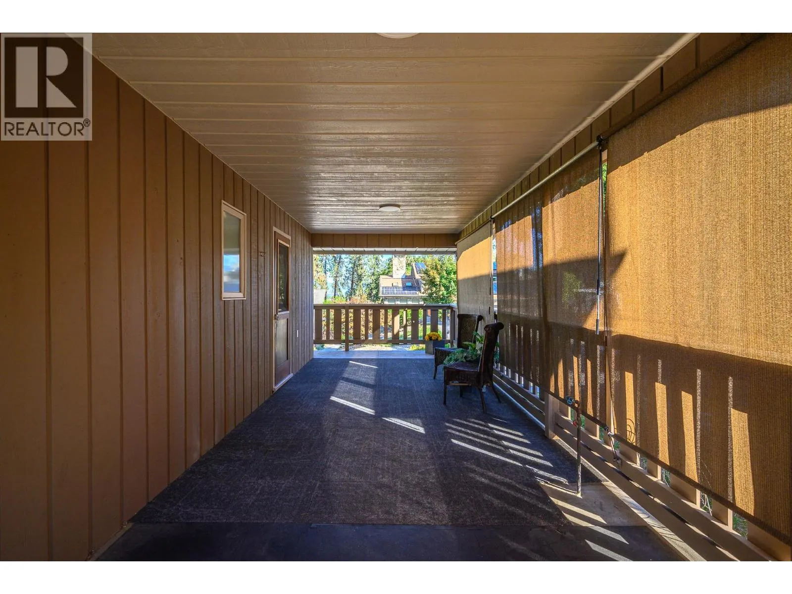 1604 39A Avenue