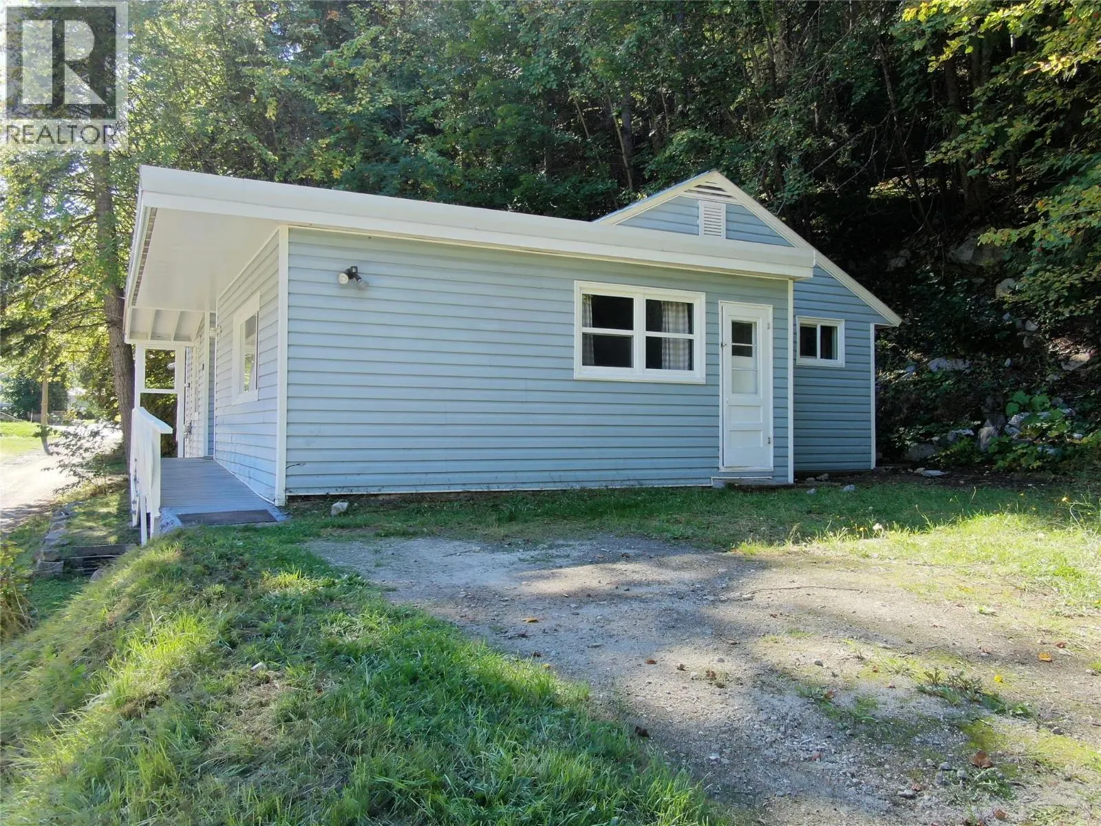 1802 Perrier Road