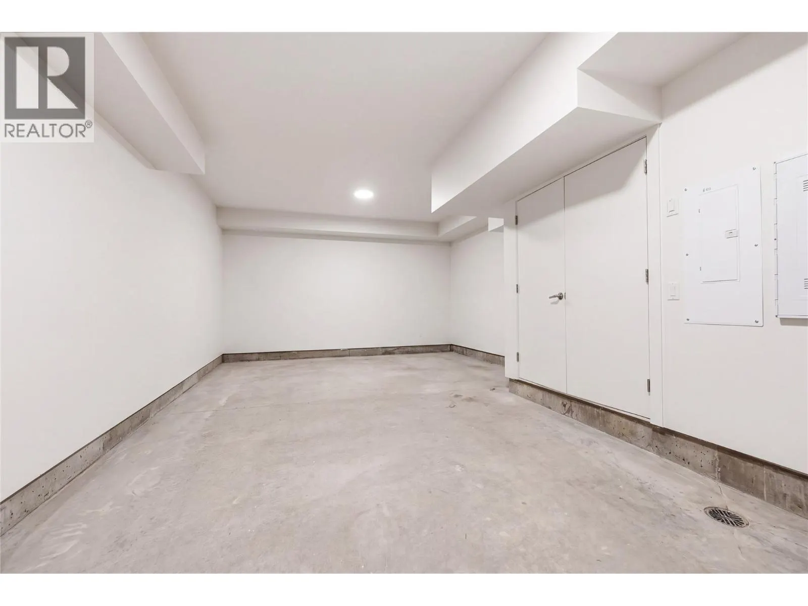 5300 Main Street Unit# 117