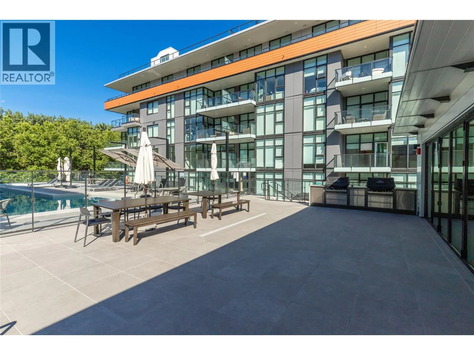 3389 Lakeshore Road Unit# 315