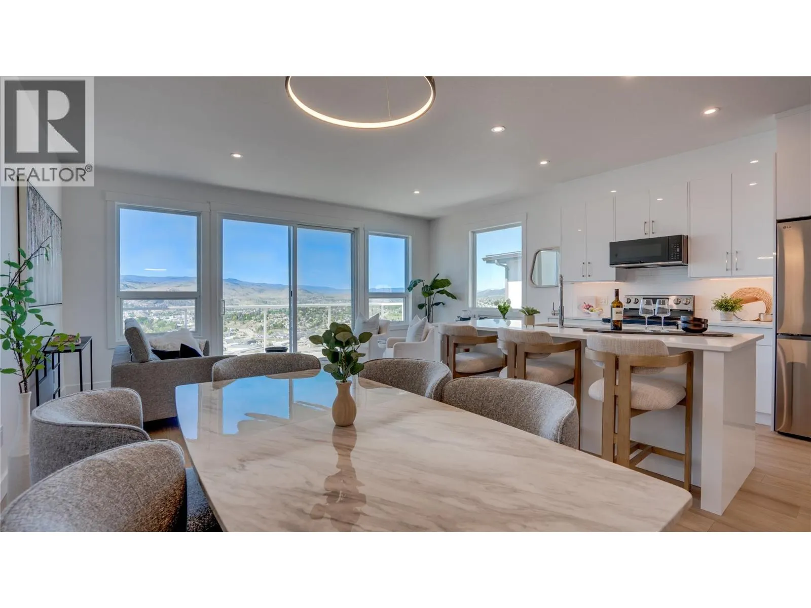 1050 Mt Revelstoke Place Unit# 2